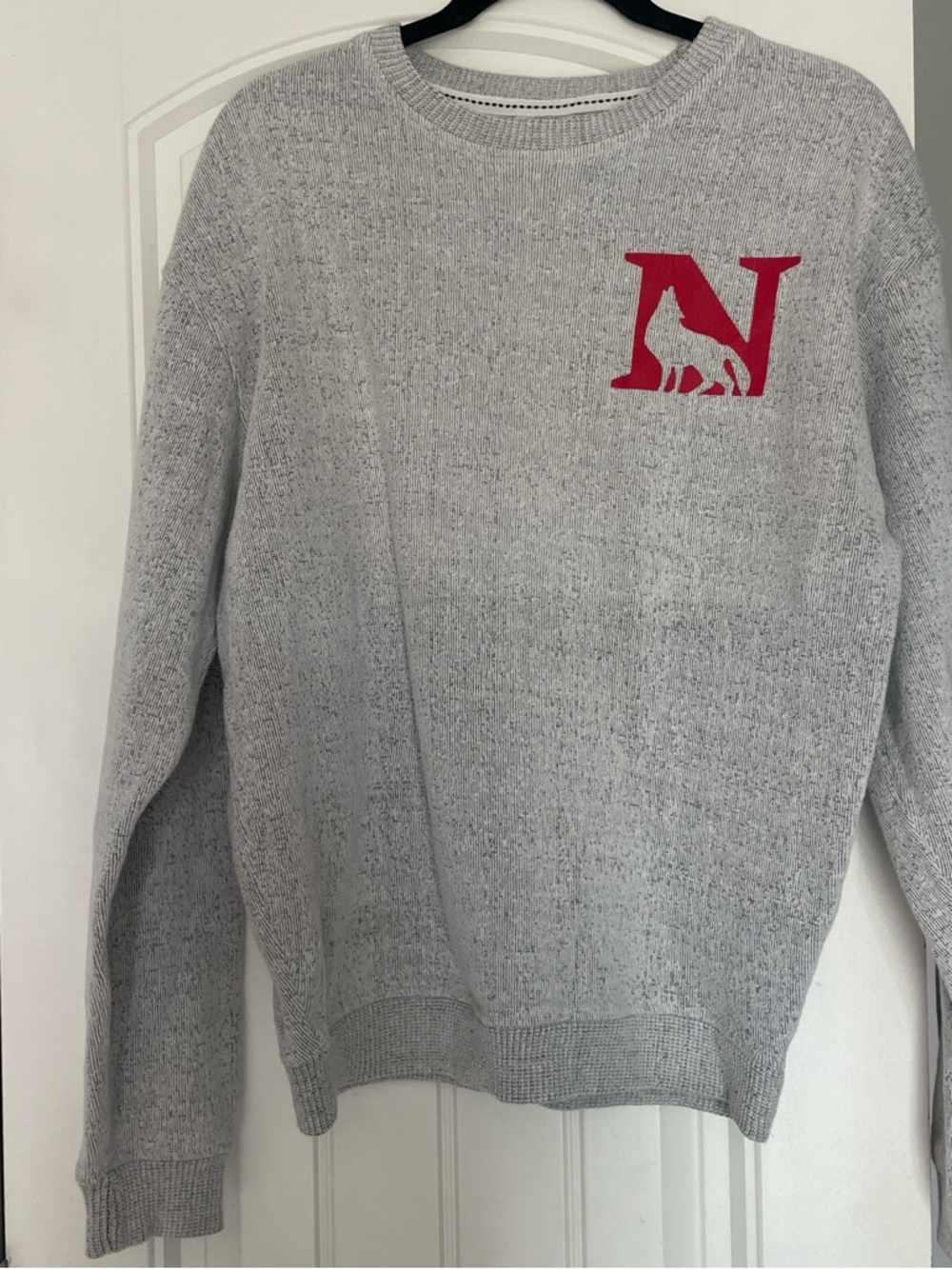 Nebraska Cornhuskers Crewneck Sweatshirt Medium Gray Red N Logo